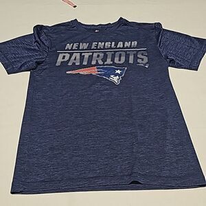 Patriots football pullover dri fit fabric size small